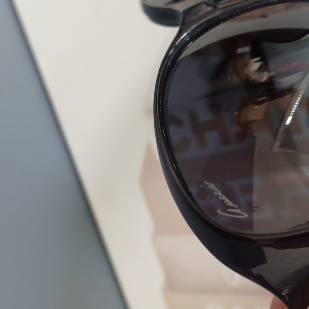 Gucci  horse-bit  sunglasses - Picture 2 of 12